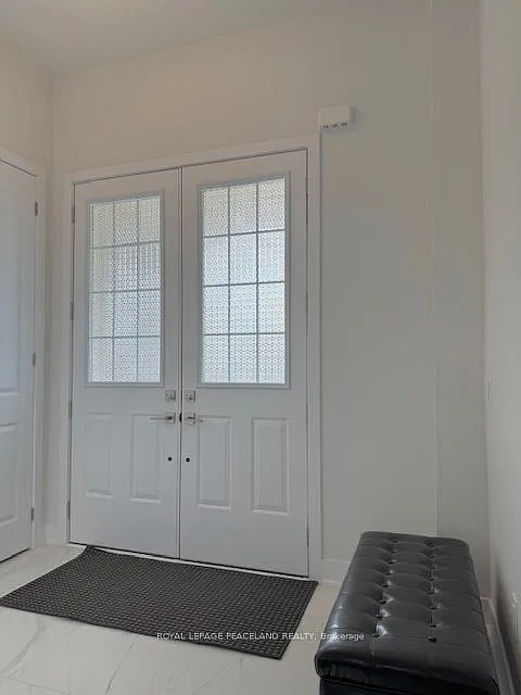 4 bed, $4,300 — Photo 2