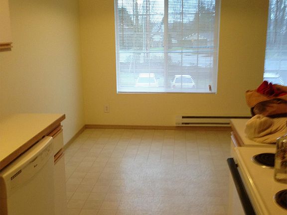5th image of 10215 Lundeen Pkwy APT A8
