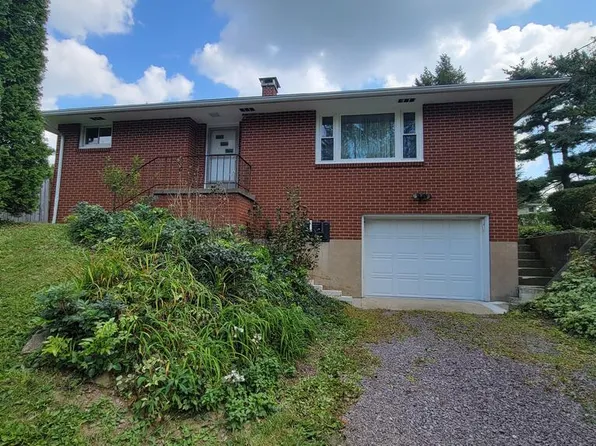 1390 N Center Ave, Somerset, PA 15501