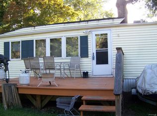 72 Apple Blossom Ln, Danbury, CT 06811
