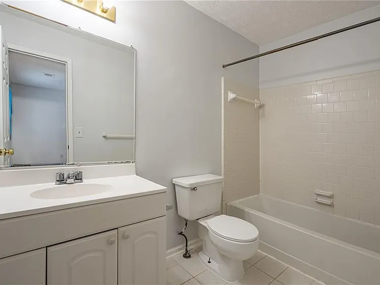 2916 Governors Ct — Photo 19