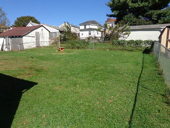 5th image of 1320 Tilden Ave