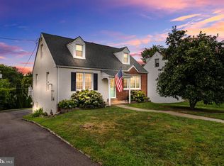 511 Smithfield Ave, Philadelphia, PA 19116