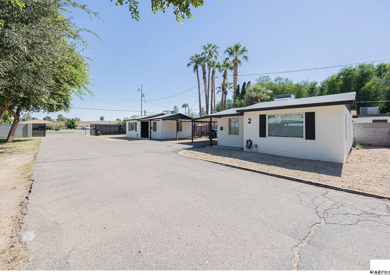Convenient, Furnished & Pet-Friendly Living in this 1/1 Phoenix Rental! — Photo 1