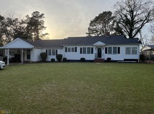 1017 Elm St, Elberton, GA 30635