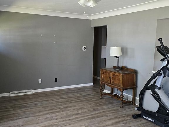 5th image of 4110 Wise St