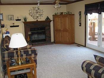 4th image of 45 Miraclair Dr