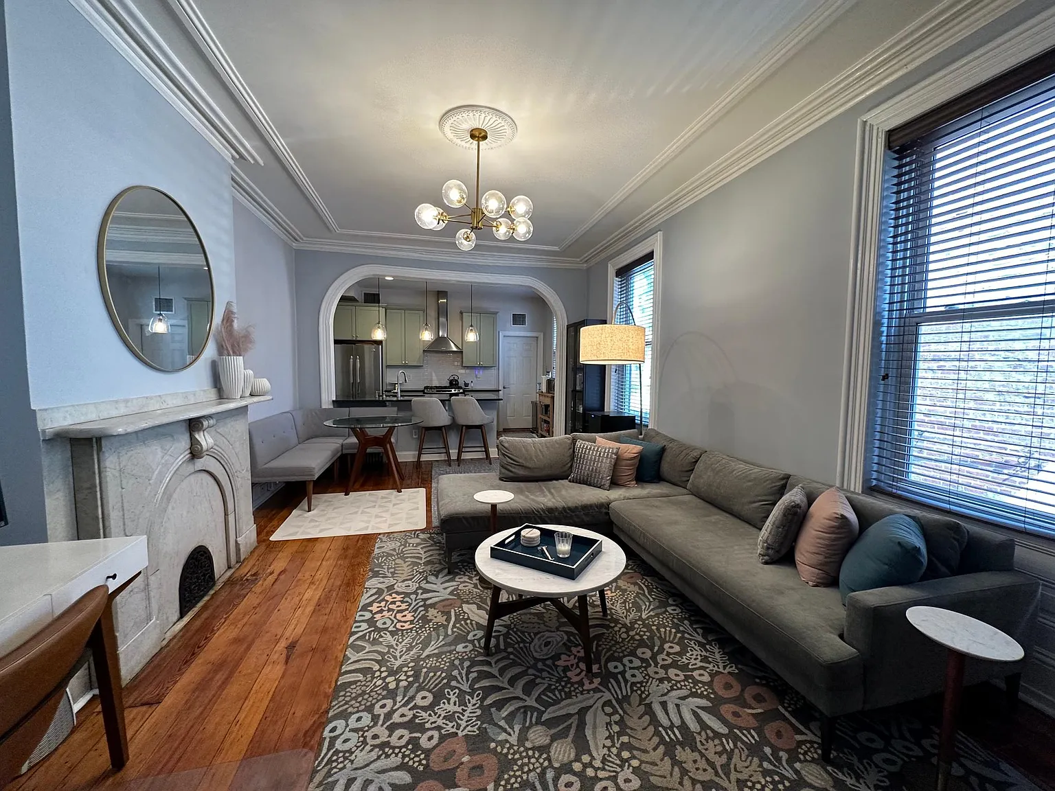 2 bed, 1300 sqft, $3,100 — Photo 2