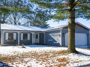 2005 Bittersweet Dr, Champaign, IL 61821