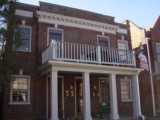 1st image of 3147 Ellwood Ave APT A