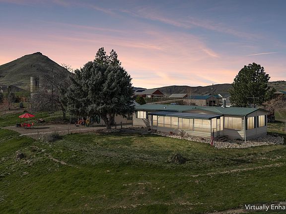 3rd image of 5315 Montour Rd