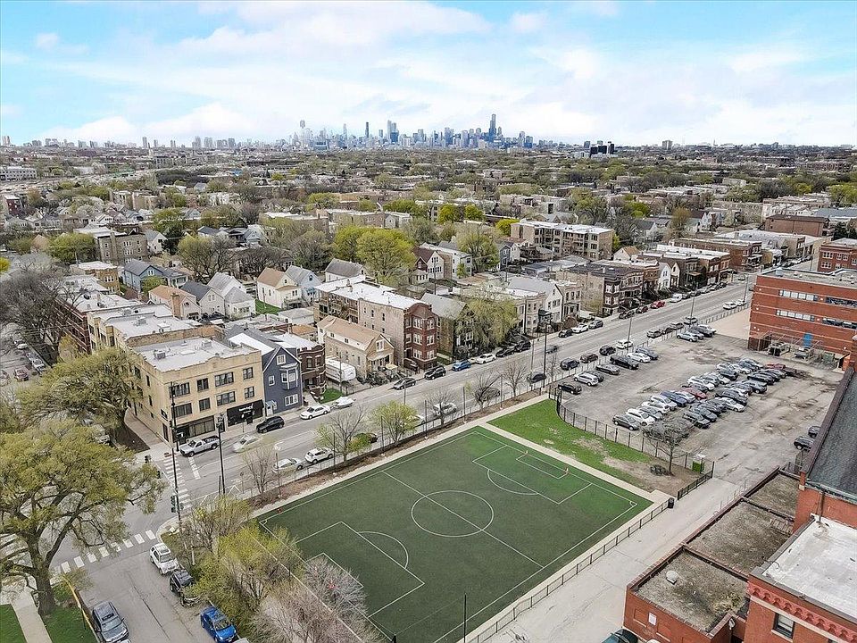 2nd image of 3001 N Sawyer Ave #G