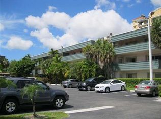 8305 SW 72nd Ave APT 102A, Miami, FL 33143