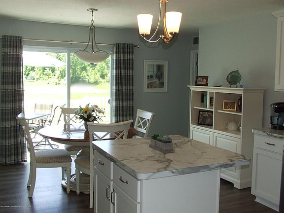 4th image of 6736 Cotswald Dr