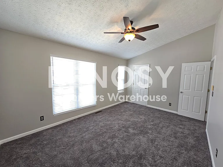 5533 Strathmoor Manor Cir — Photo 19