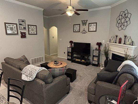 5th image of 273 Eden Dr