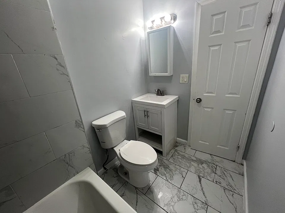 122 Central Ave #A