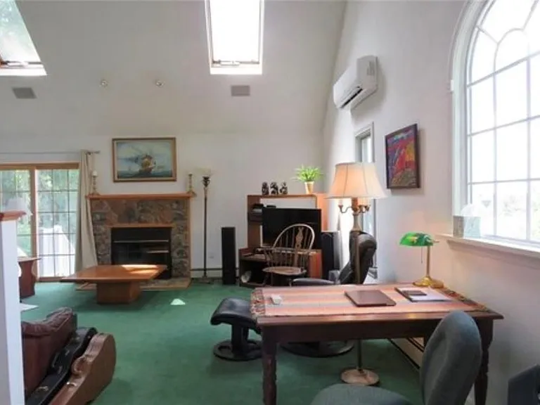 48 Bellevue Ave — Photo 8