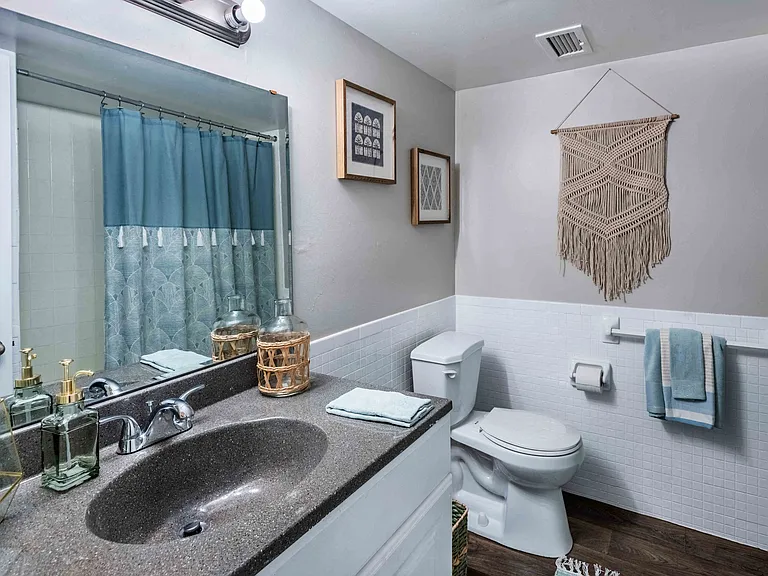 Grand Arbor Reserve Apartment Homes — Photo 13