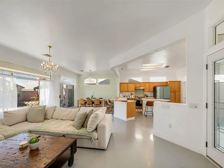 37521 Mojave Sage St — Photo 8