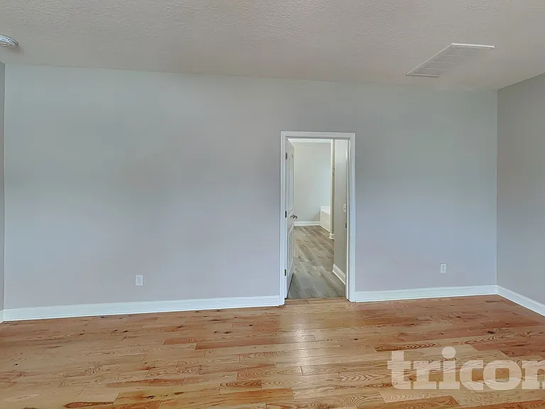 14208 Highland Meadow Rd — Photo 7