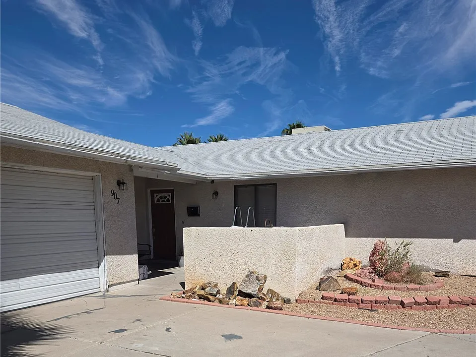 907 Del Sol Dr