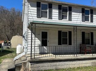 351 Riverside Dr #A, Smithton, PA 15479