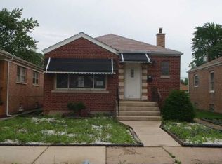 12319 S Throop St, Calumet Park, IL