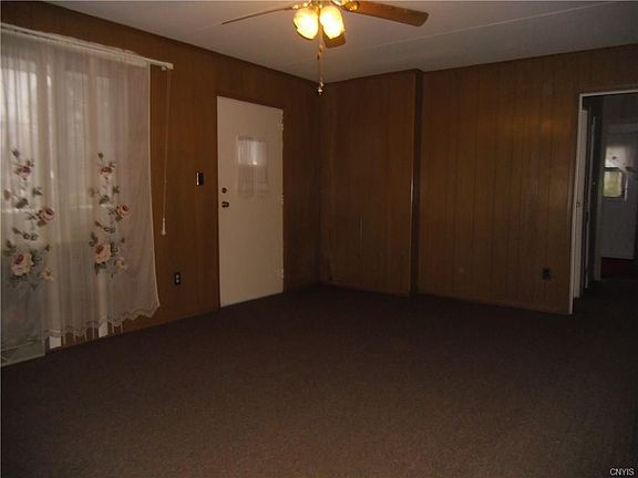 4th image of 7 Birchdale Cres