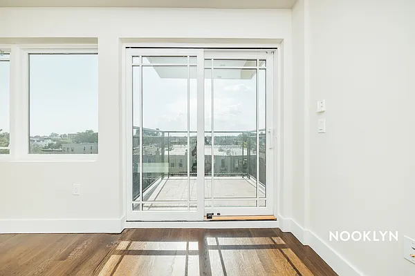 Rented by Nooklyn NYC LLC | media 30