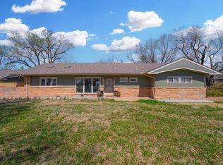 10 E Douglas Pkwy, Wichita, KS 67206