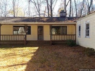 33 Gabb Rd, Bloomfield, CT 06002