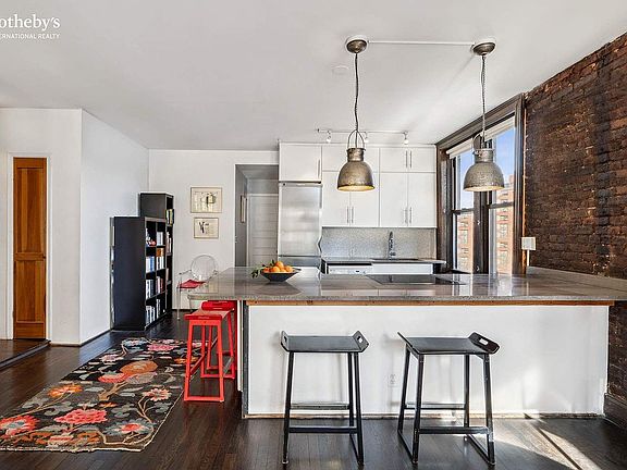 5th image of 501 W 122nd St #C4