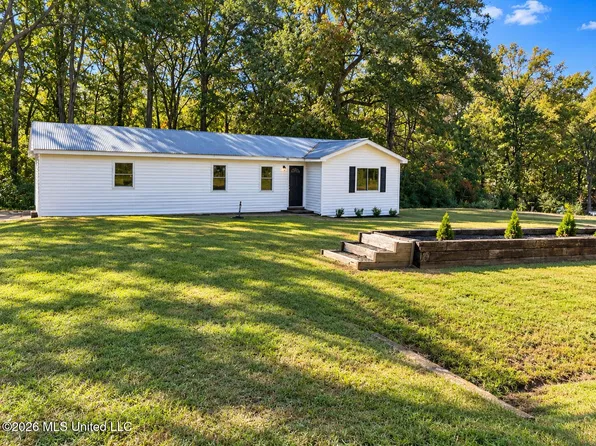 681 Black Hawk Dr, Hernando, MS 38632