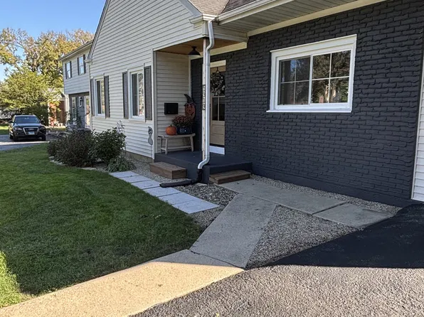 1319 Evergreen Rd, Homewood, IL 60430