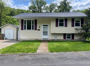 182 Monterey Dr, Saint Albans, WV 25177
