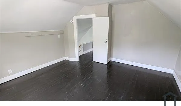 163 Russell Ave — Photo 5