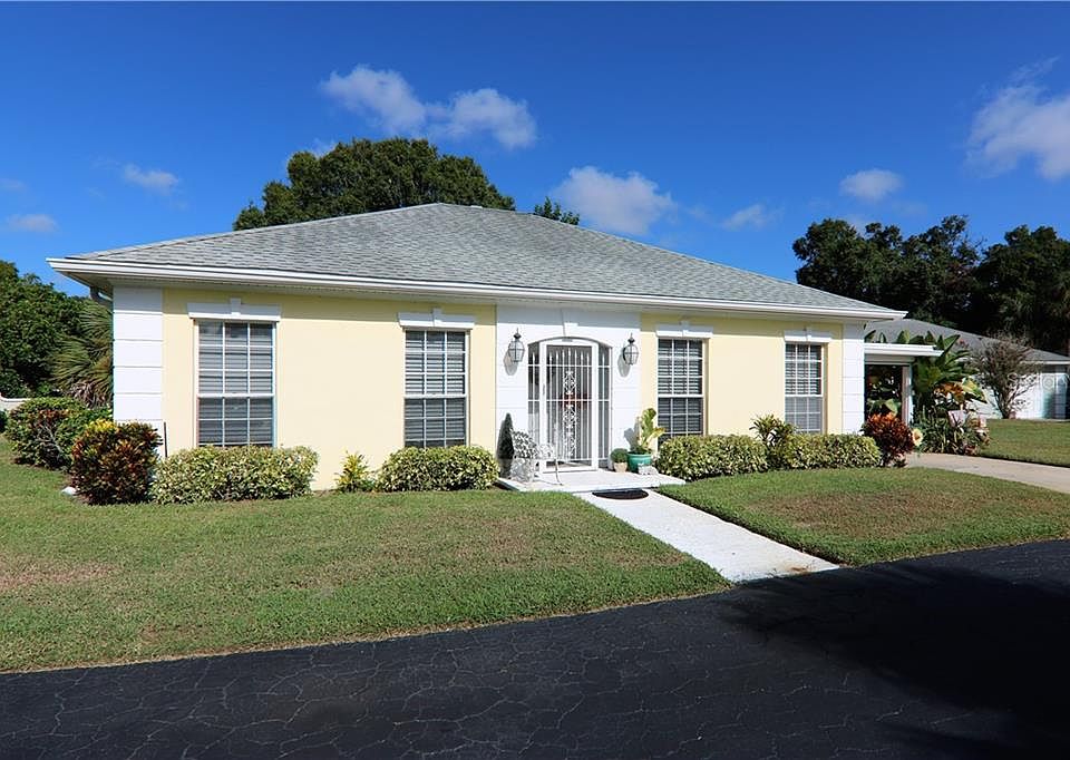 1st image of 4 Aruba Cir #12