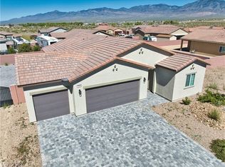 164 E Hawk Ave, Pahrump, NV 89060