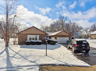 23547 W McClintock Rd, Channahon, IL 60410