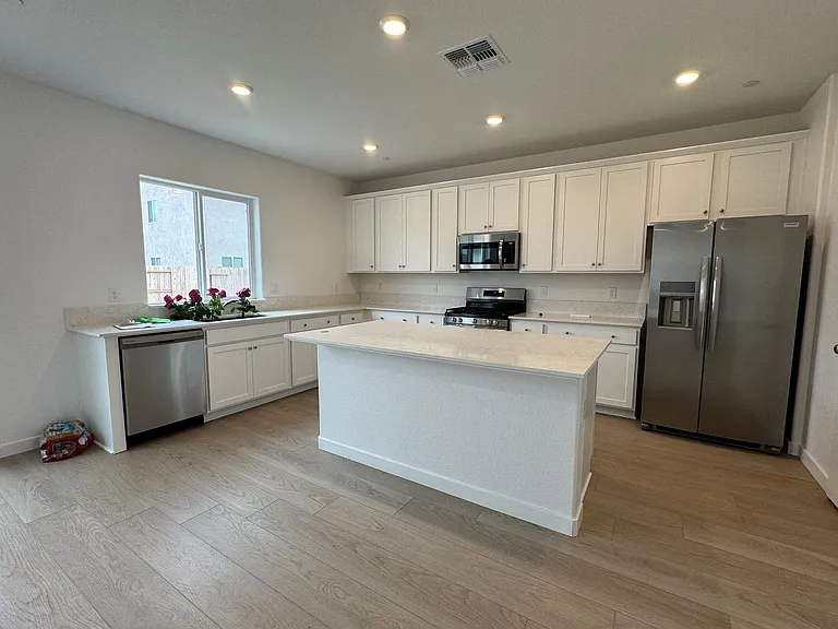 10962 Admiral Cove Way — Photo 8