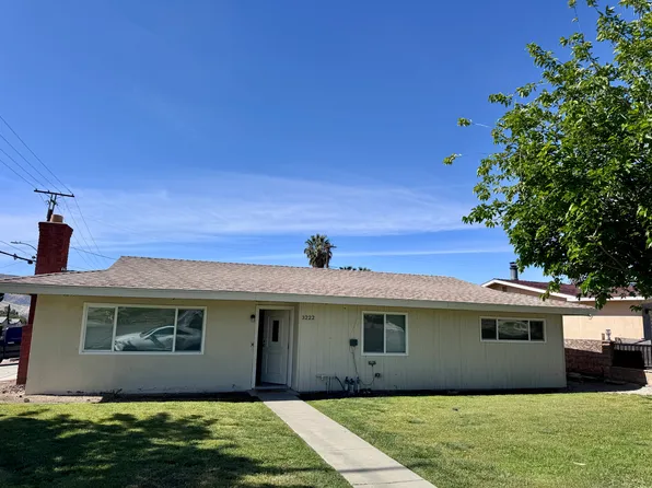 3222 W Nicolet St, Banning, CA 92220