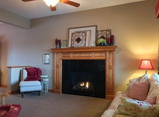 21545 Palomino Dr, Prior Lake, MN 55372
