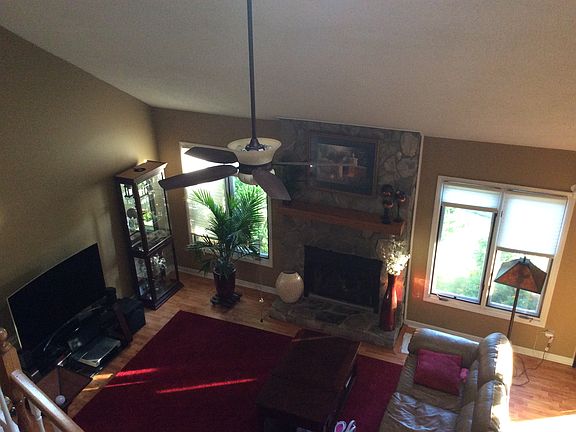 Den - Upstairs view