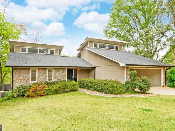 245 Bow Ct, Lavonia, GA 30553