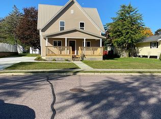809 Elm St, Mauston, WI 53948