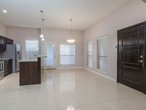 3rd image of 2705 Mimosa St APT 1