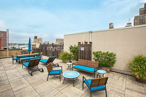 Sold by Compass | media 16