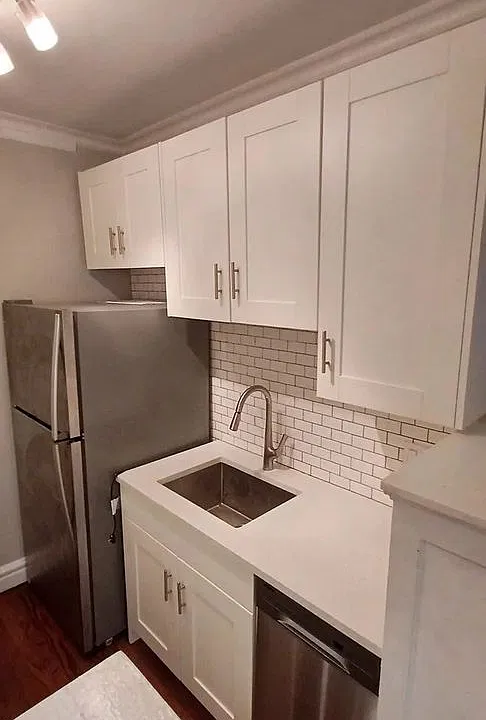 1600 W Granville Ave #3H