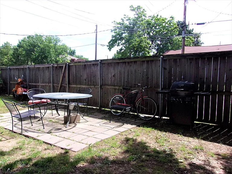Uptown 3020 — Photo 13